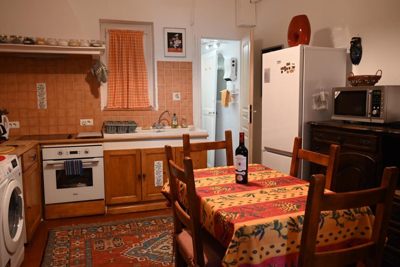 Family Apartment Old Town Near Beach Ac نيس المظهر الخارجي الصورة